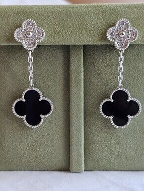 VAN CLEEF & ARPELS Magic Alhambra Earring 2 MOTIF White Gold Diamond Onyx VCA Ct